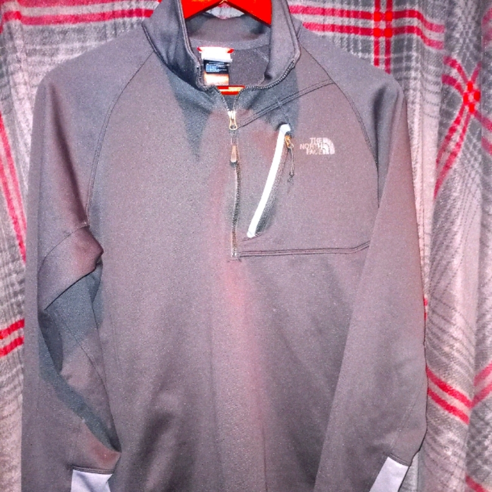 Men's North Face Pullover pre owned